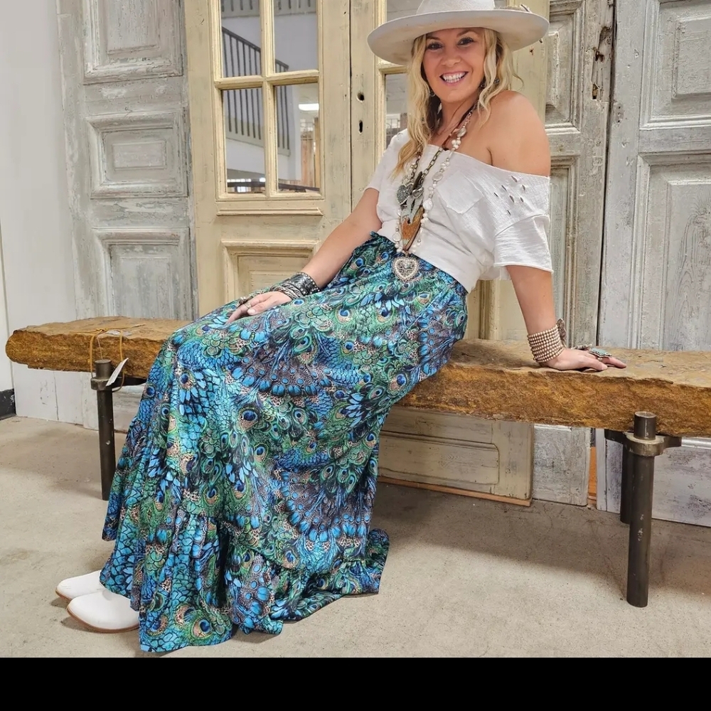 NWT! A Rare Bird Peacock Ruffle Pants